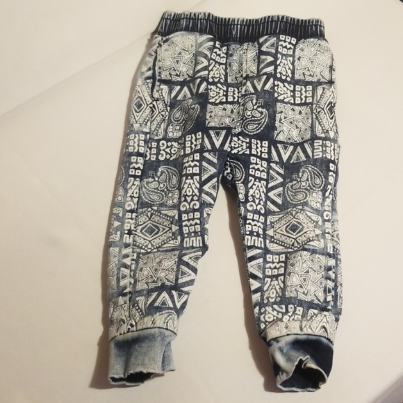 Black Lacquer Matching Set - Picture 6 of 8